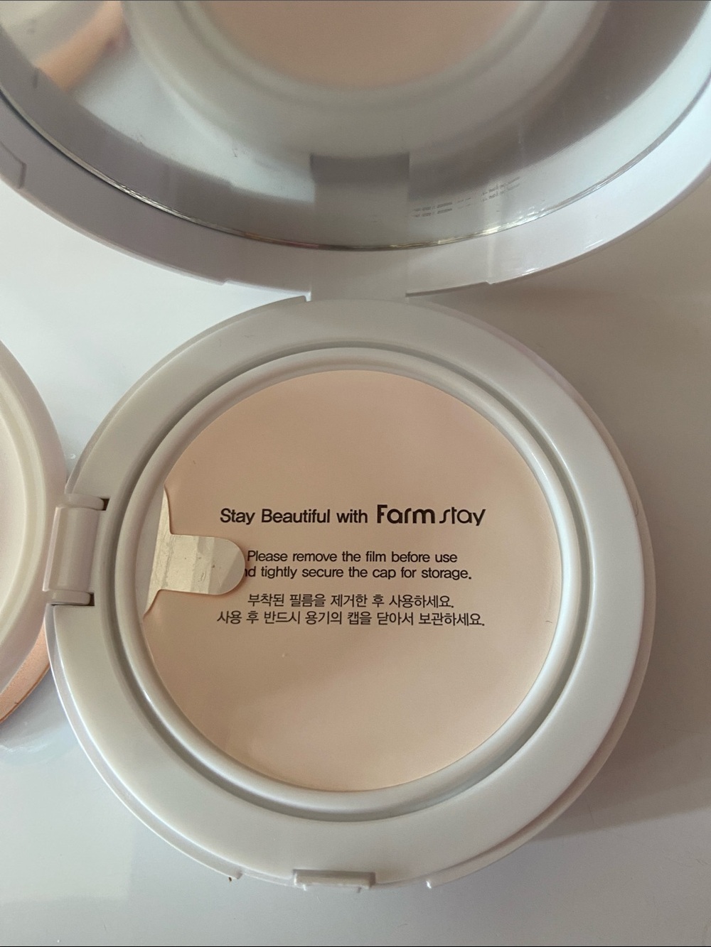 🆕 Glow Pink Tone Up Cushion & Highlighter - Picture 4 of 6